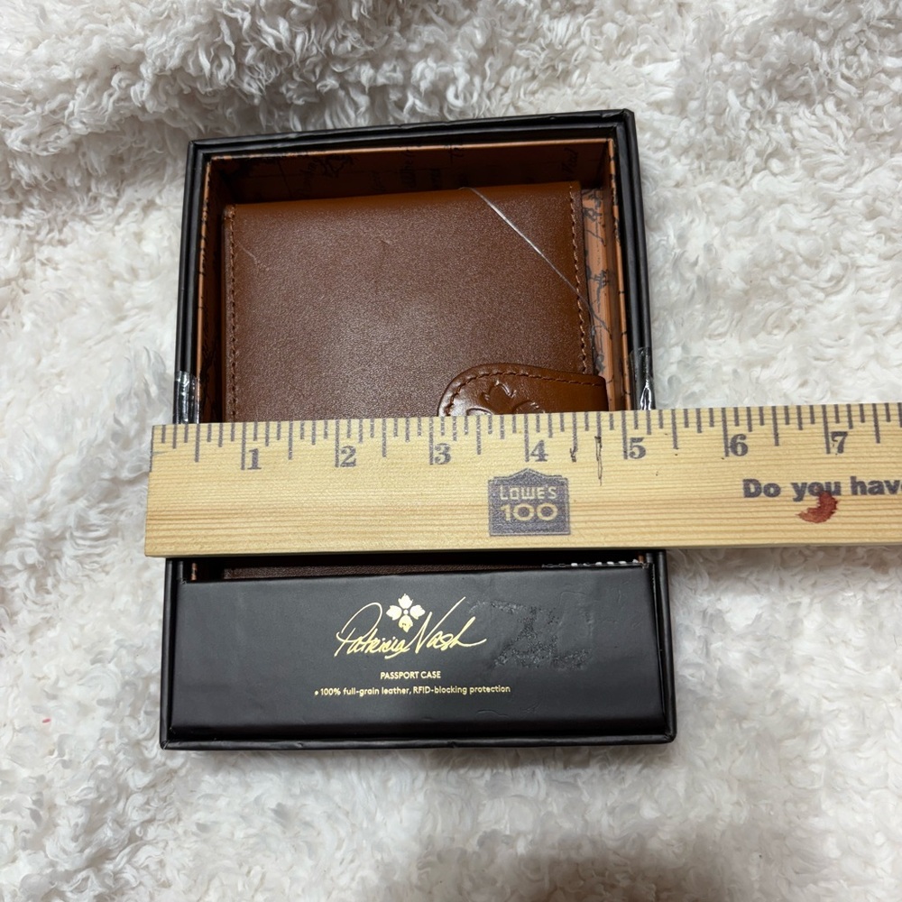 Patricia Nash Tan Leather Passport Holder - Picture 4 of 4